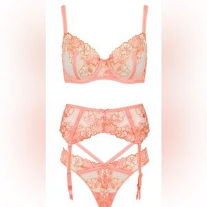 Love Vera Floral Embroidered Underwire Bra and Garter Set